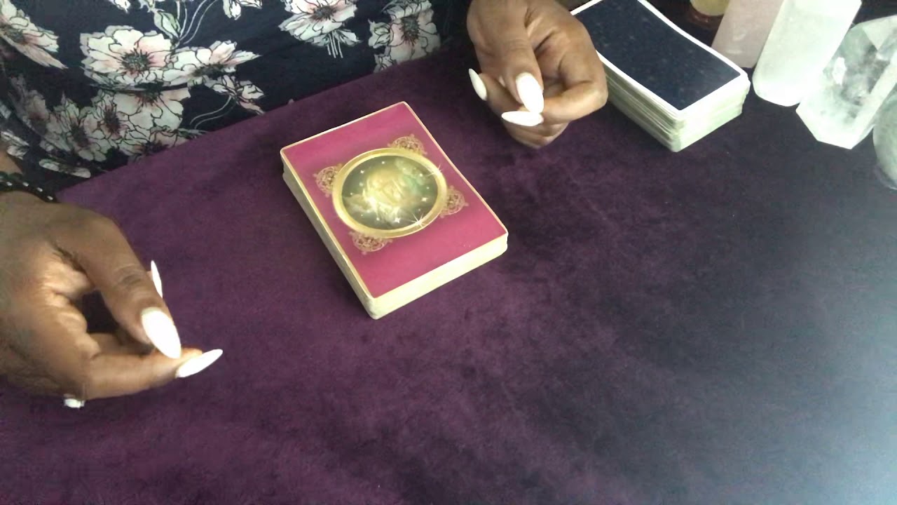LEO~September Monthly Reading~Someone is trying to release an ex but they’re holding on TIGHT!