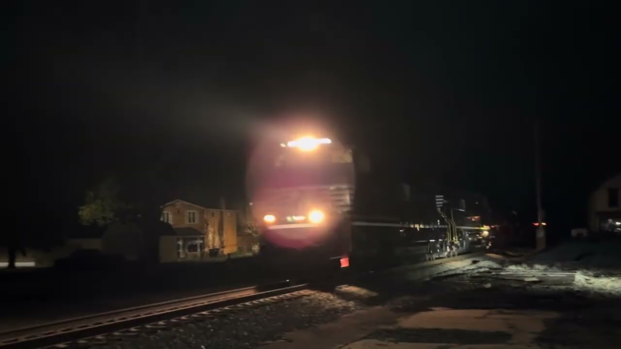 NS 1230 Birmingham Leads NS 1231 Atlanta on NS 955 Passing Through in Boyce VA