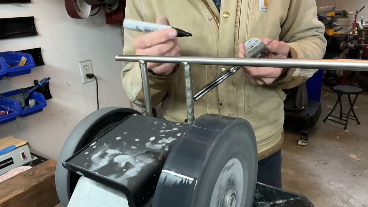 Sharpening a Recurve Pocketknife