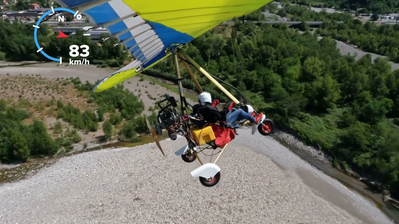 Volo  con deltaplano a motore da campo volo Valerio Glorialanza ad Alivara e rientro.