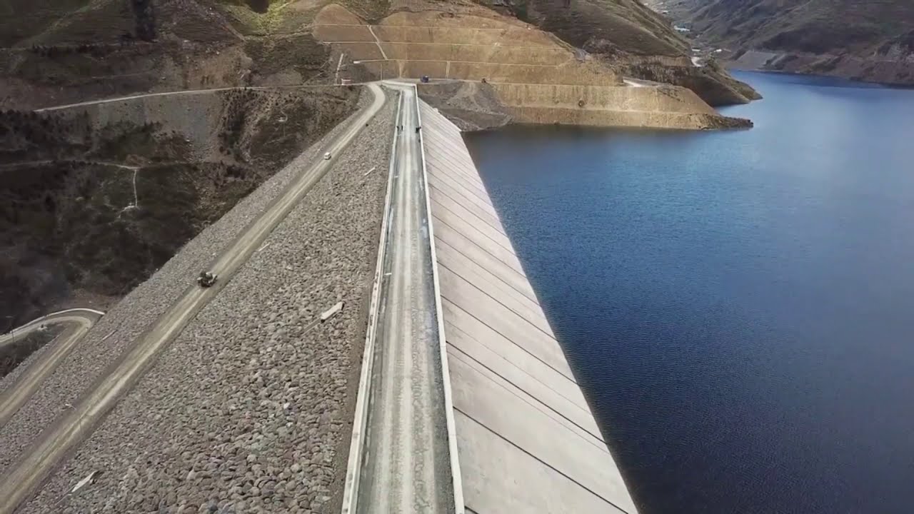 REPRESA HIDROELÉCTRICA DE MISICUNI