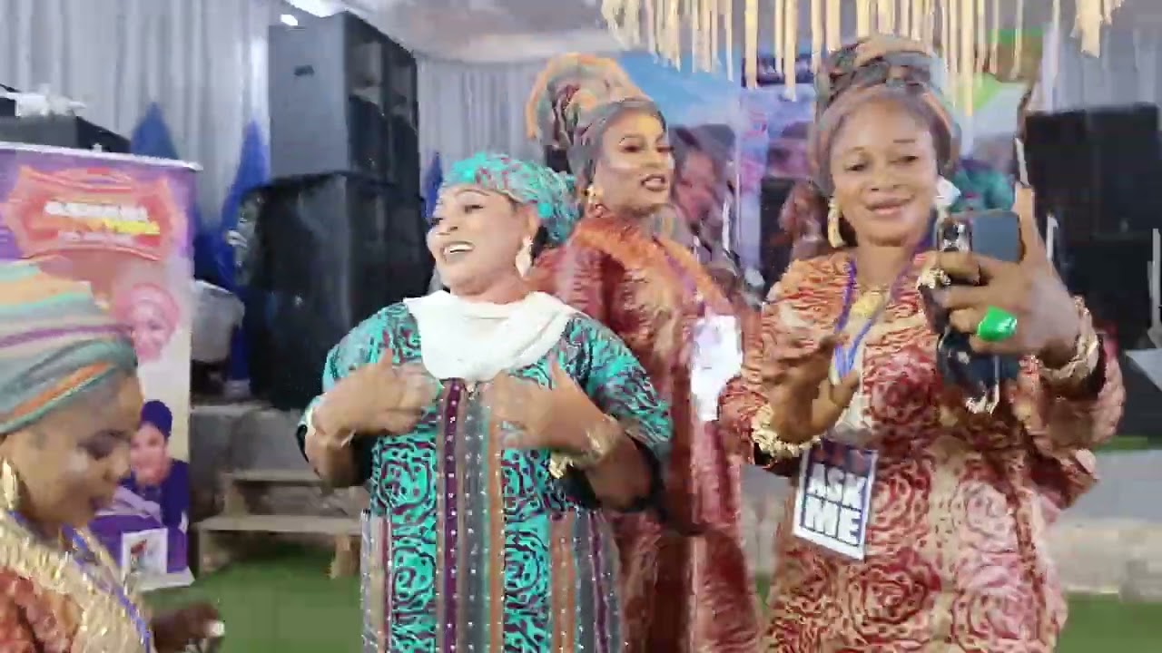 BARRY MADE  celebrate her daughter