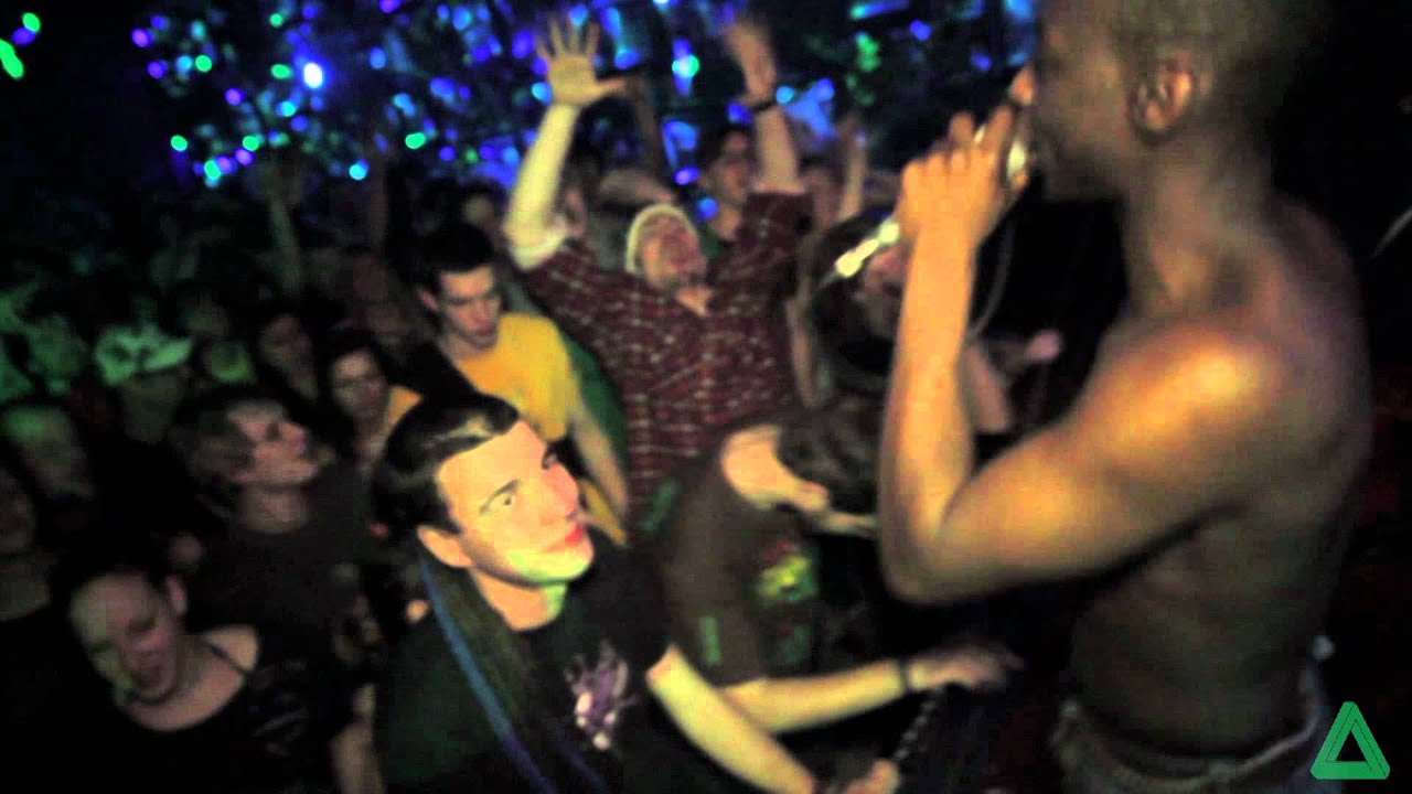 DRUMSTATION - FUTUREBOUND & DRAMAJAQUA @ CROSS CLUB PRAGUE