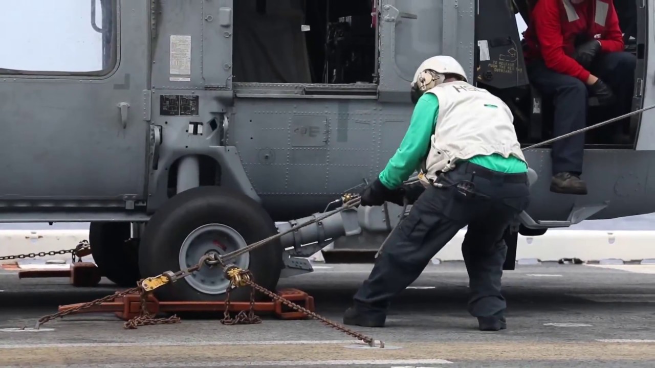 USS Kearsarge Sailors Ready MH-60S Sea Hawk
