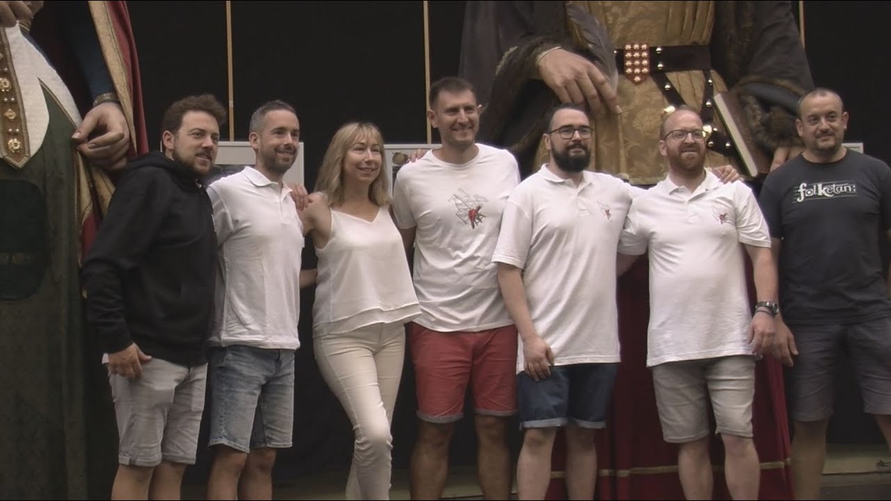 La nueva comparsa de gigantes de Portugalete se estrena este fin de semana