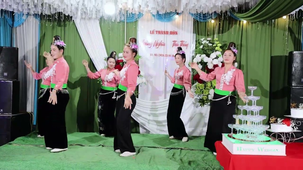 BÀI MÚA ĐVN MỪNG LỄ THÀNH HÔN HOÀNG NGHĨA & THU THUỶ TẠI BẢN NOONG VAI XÃ THANH YÊN TỈNH ĐIỆN BIÊN
