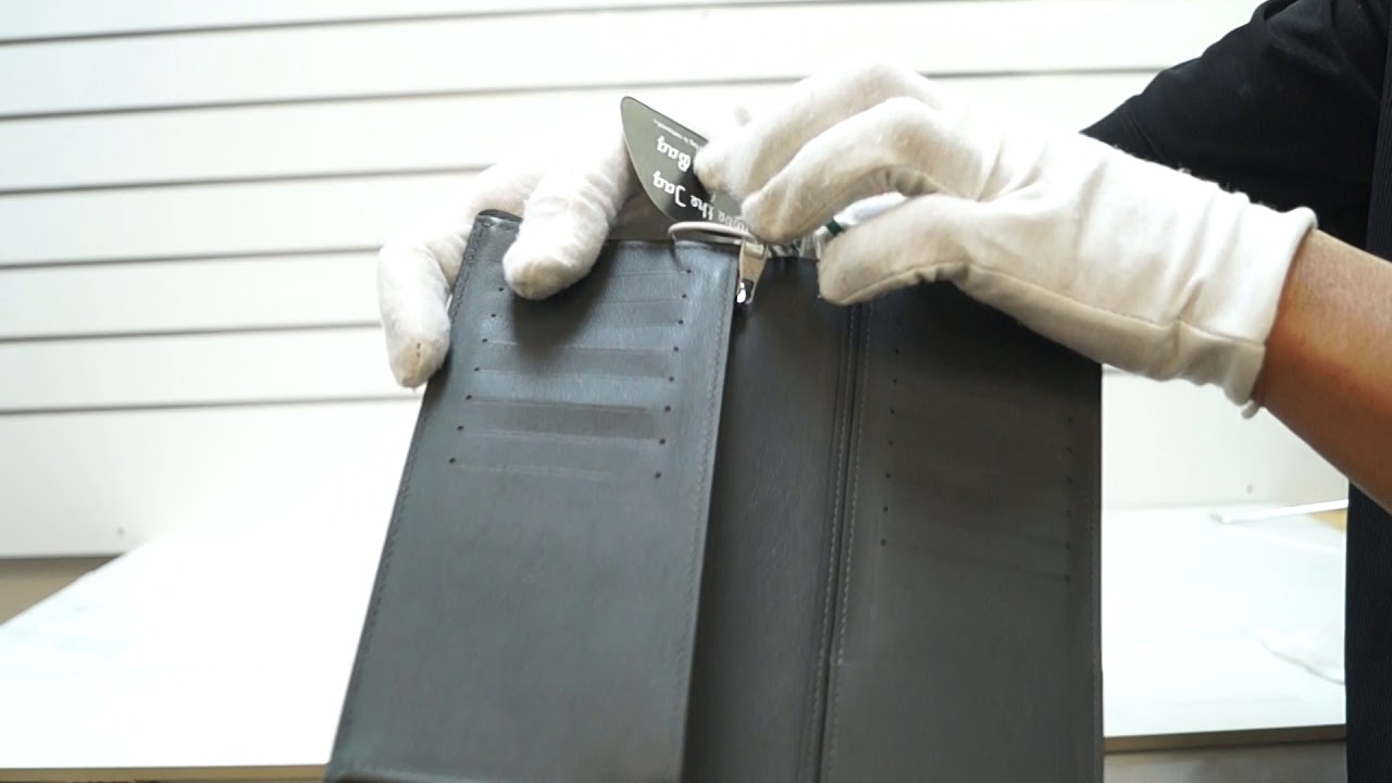 LOUIS VUITTON Brazza Monogram Leather Wallet Black REVIEW |PRE-OWNED