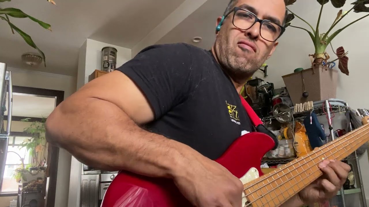 Aha Ahum Frankie Ruiz Bass 