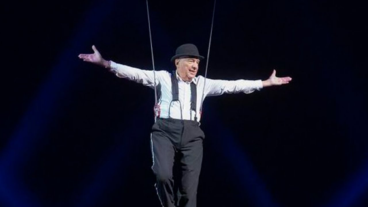 ¡UN AUDAZ! ASÍ DEBUTÓ ALBERTO CORMILLOT EN EL CIRCO CON ACROBACIAS AÉREAS, A LOS 86 AÑOS