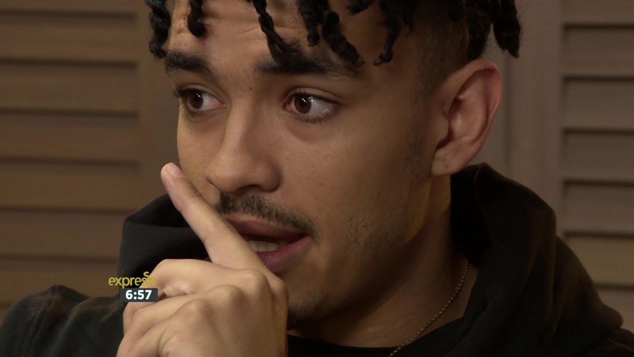 Shane Eagle performs 'Julia'