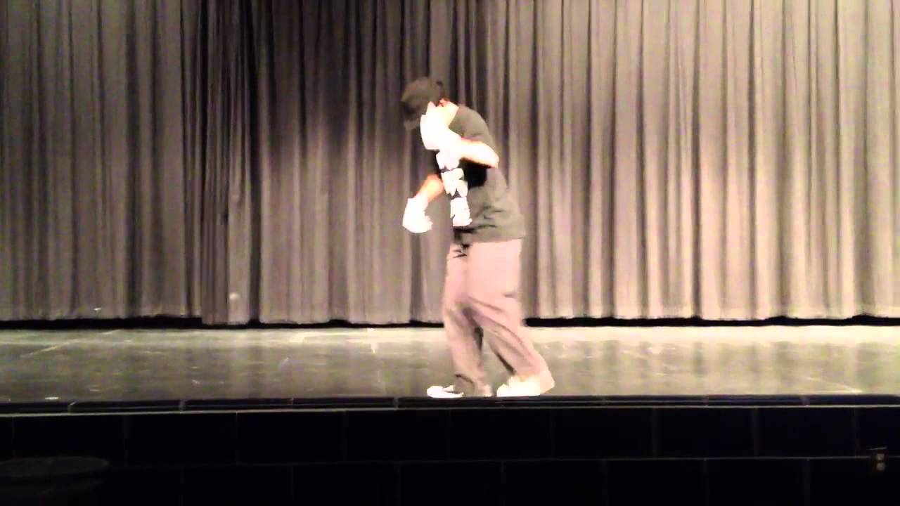 Joshua Kalinowski dancing