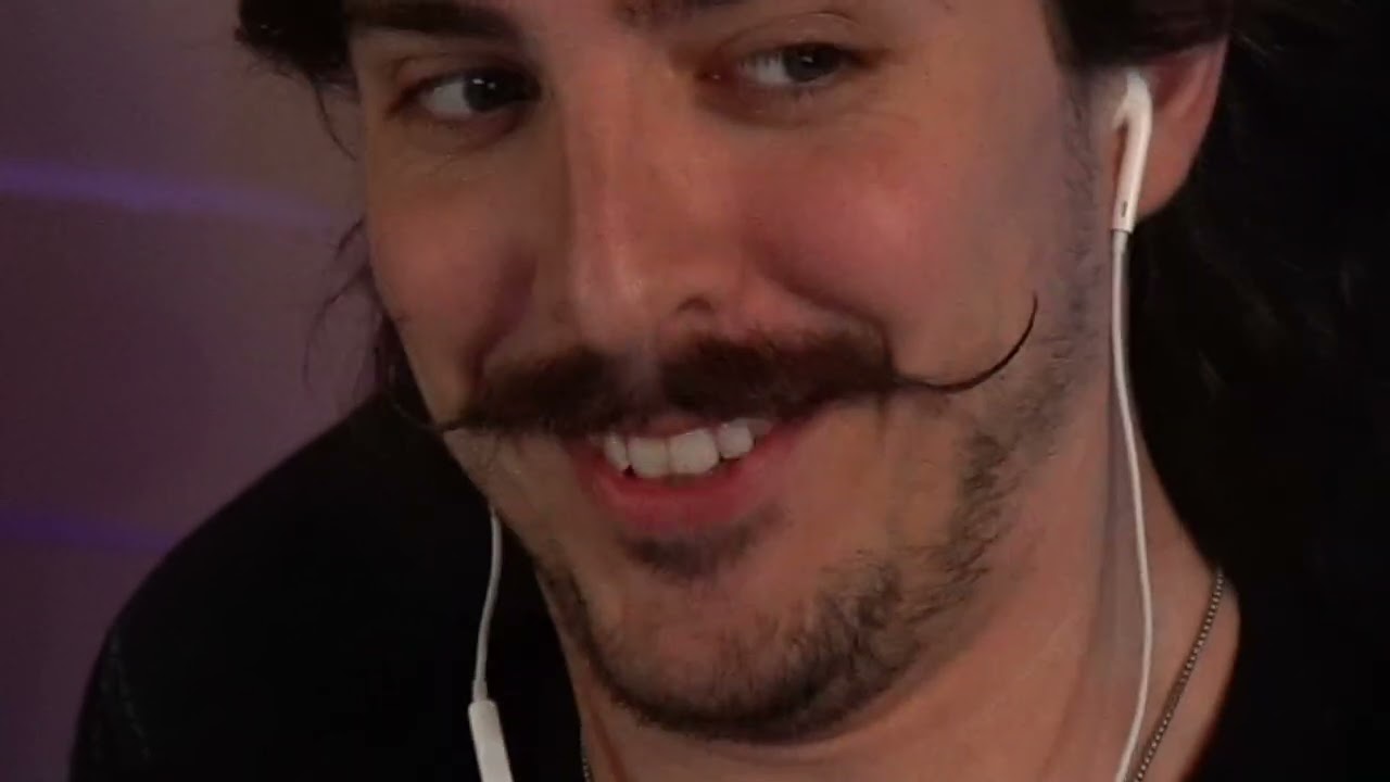 beating act 2 tonight and then probably crying for a bit..... MERRY CRIMBUS