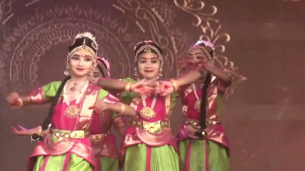 Cosette 2k25 Welcome dance
