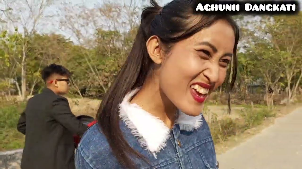 ৰং নম্বৰ😂//1 ঘণ্টা লগ কৰি এহেজাৰ টকা লুতি নিলে দাংকাতিয়ে😂//assamese comedy