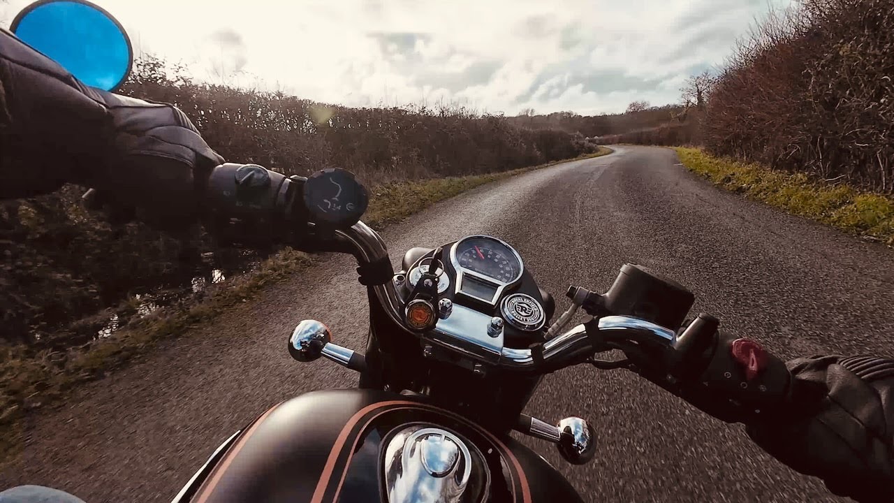 Royal Enfield Bullet 350 - I'm still here