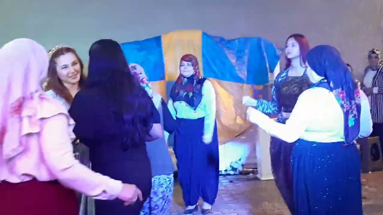 Otur saraya karşı (potpori)AKŞEHİR Yazla mah Merve Çakıcı &Konya Özgür Polat çiftinin nişanı