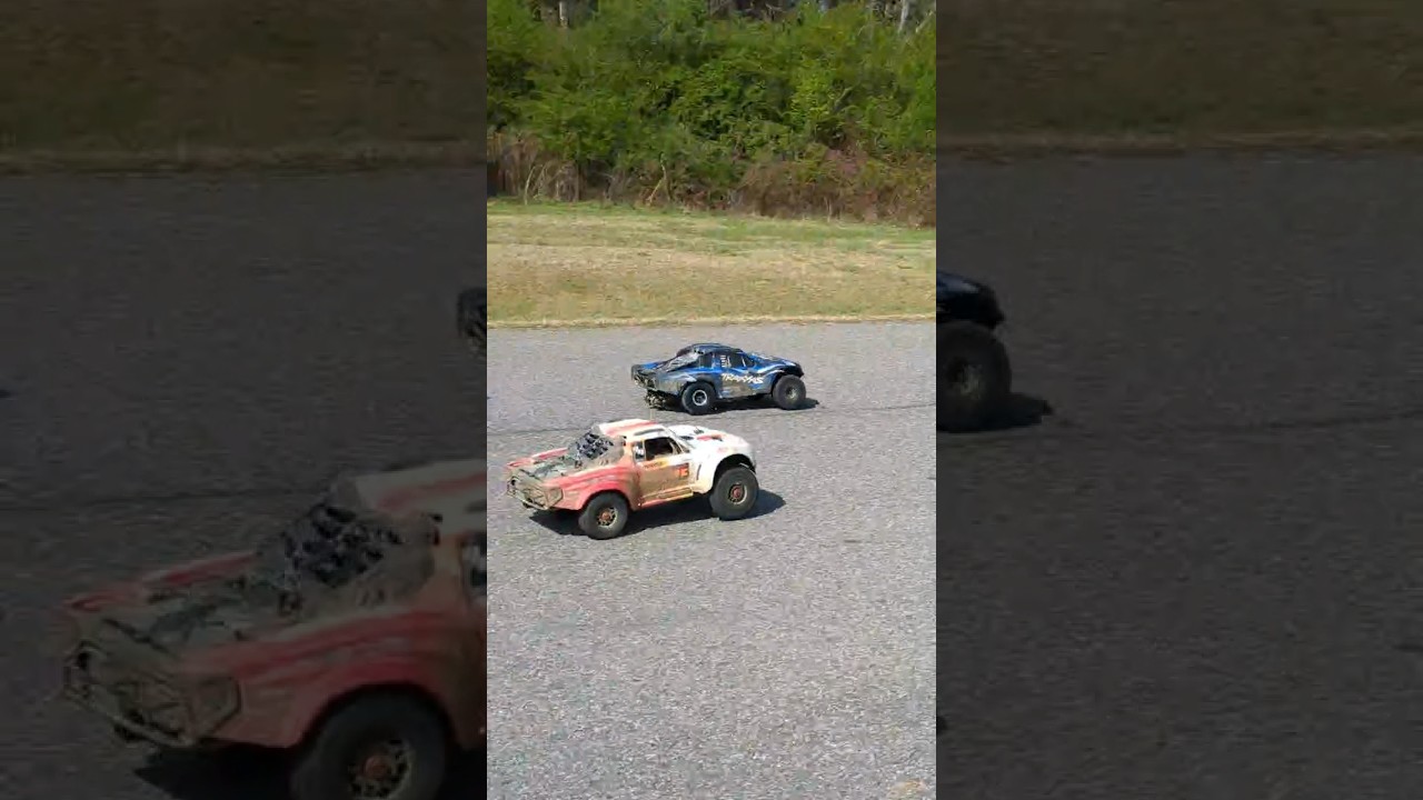 Maxx Slash VS Arrma Mojave