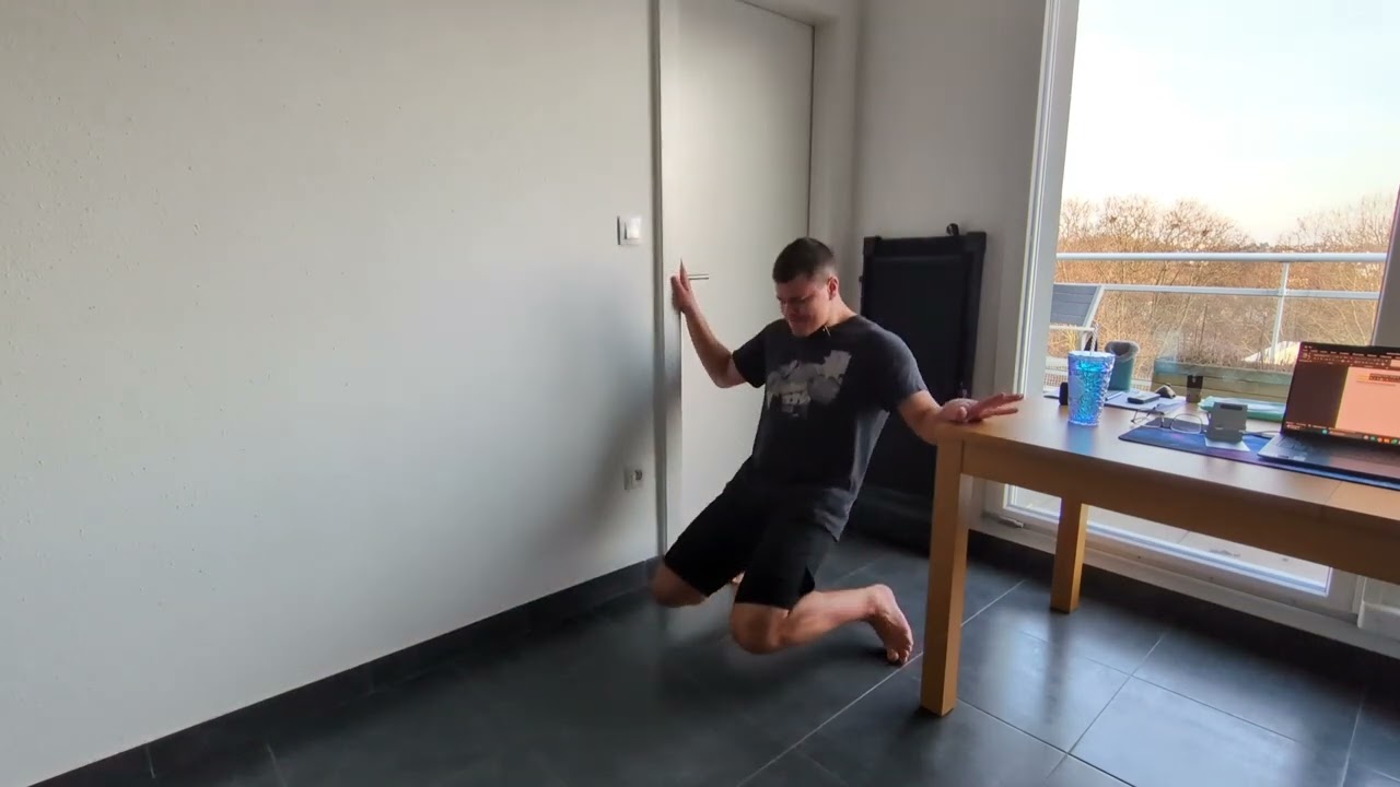 Sissy squat + Rotation des genoux - En alternée