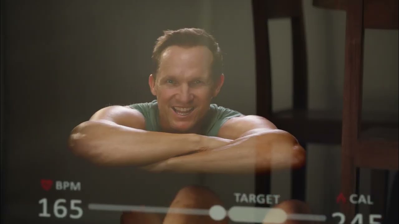 Invasive Advertisements：Smart Mirror Disaster