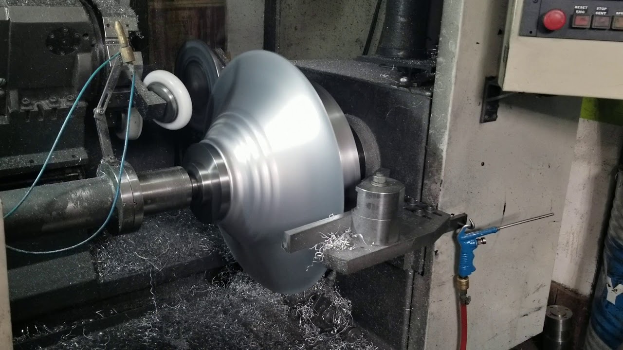 Repujado torno CNC luminaria Torneria Jose Macri e hijos Metal Spinning Lathe CNC