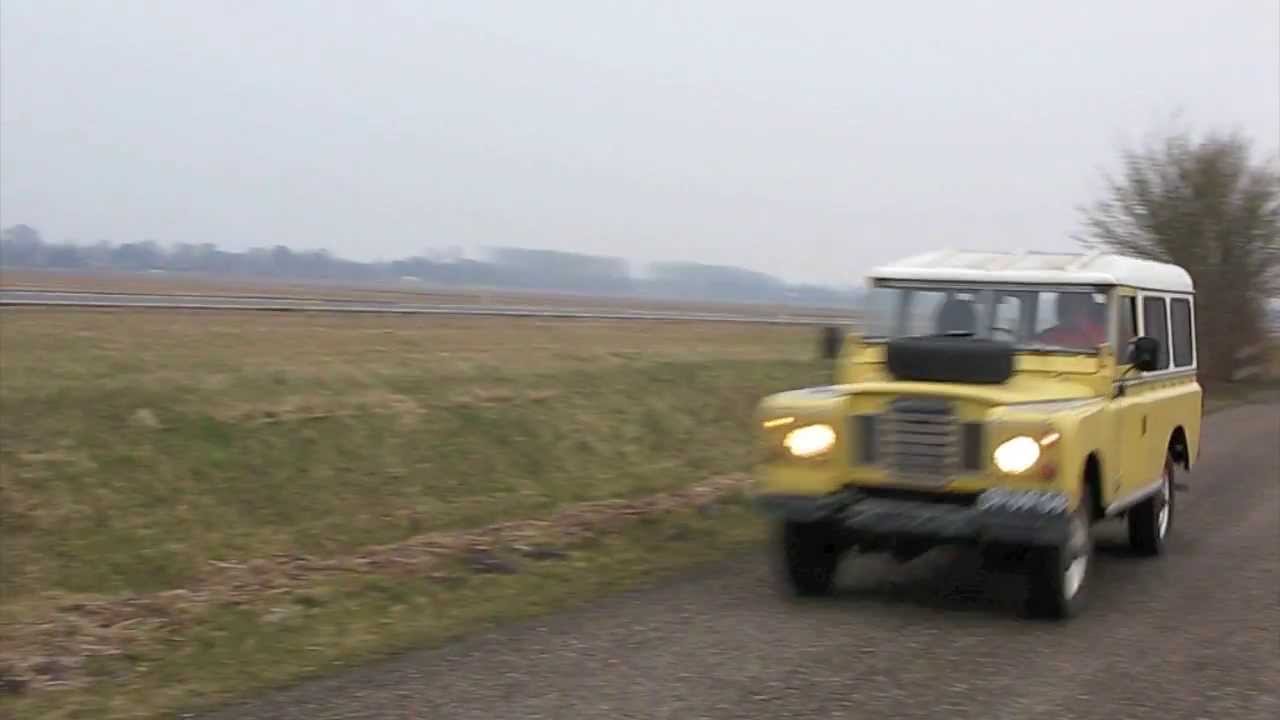 Land Rover Series III 109