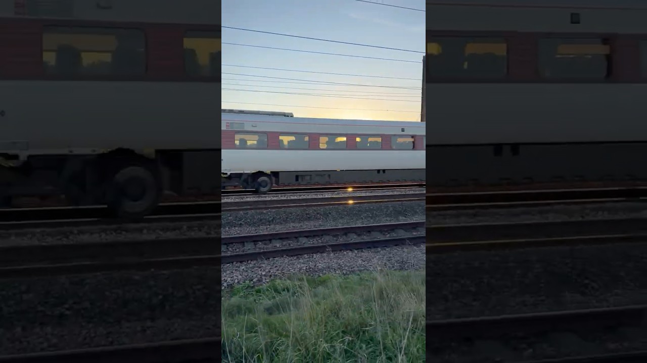 LNER Azuma Train Flying Past York at Full Speed | 22.09.25
