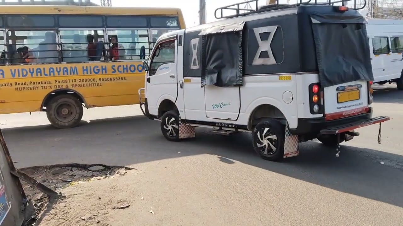 Soothing Sounds of a Village Road | Relaxing Village Roadside Ambience |Rural Village School Bus 🚌