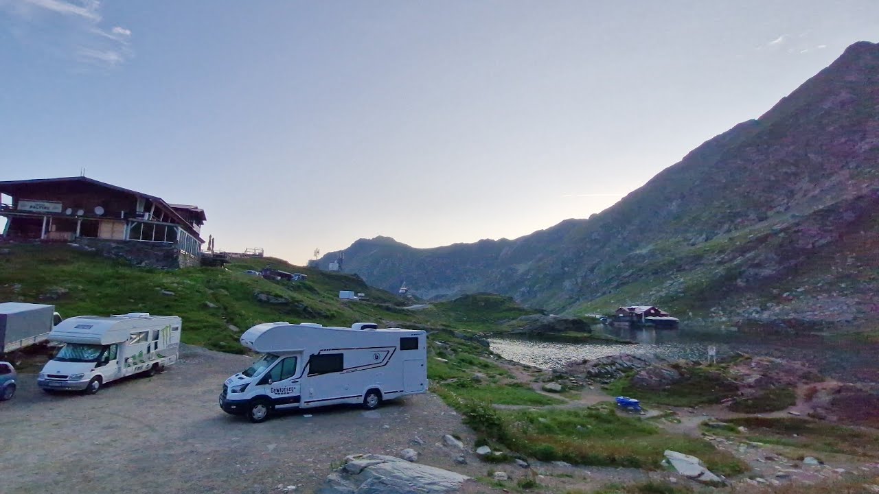 Vanlife'owy poranek z kawą - Rumunia kamperem  - Transfogarska Jezioro Balea Lac 