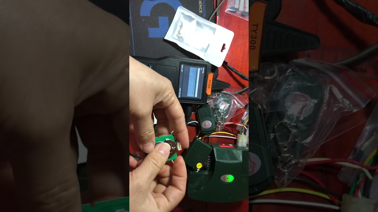 Điều khiển cửa cuốn CH đa năng