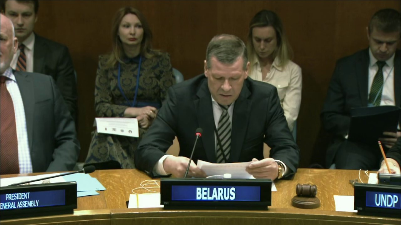 Deputy Foreign Minister Valentin Rybakov begins the Brainstorming Session