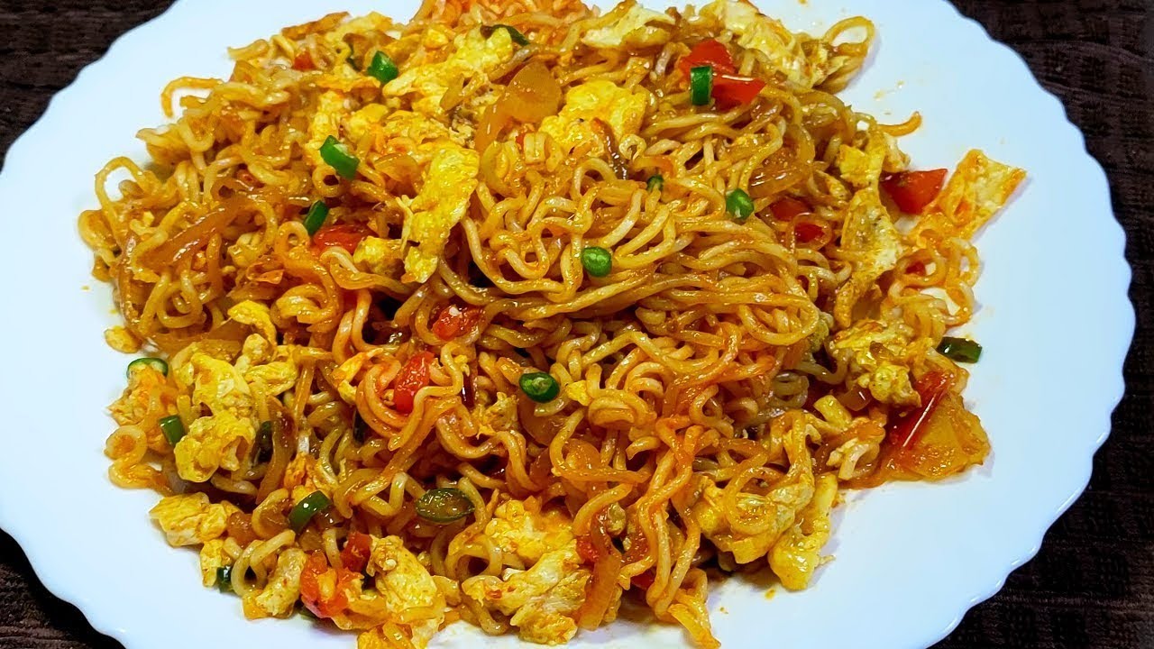 How to do an egg Maggi?When to add egg in Maggie?What are the steps of making Maggi?#viral #food 