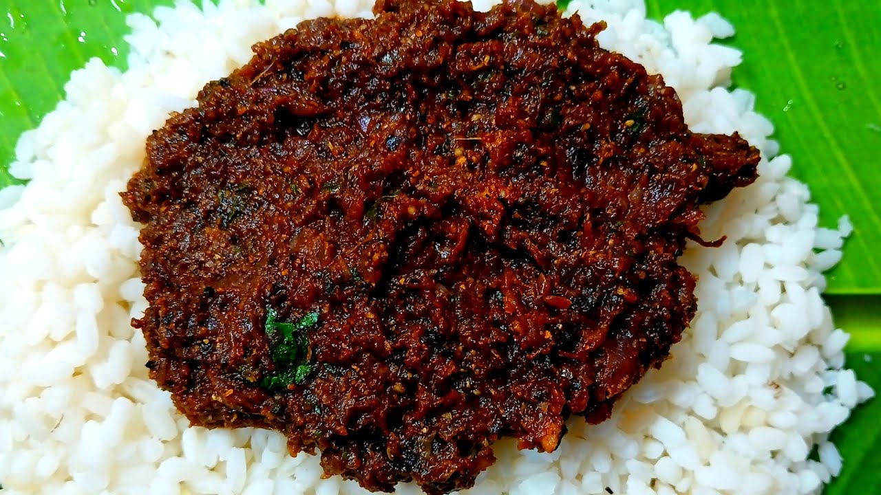 വായിൽകപ്പലോടും ചമ്മന്തി.ഇതു മാത്രം മതി ഒരുപറ ചോറുണ്ണാൻ.