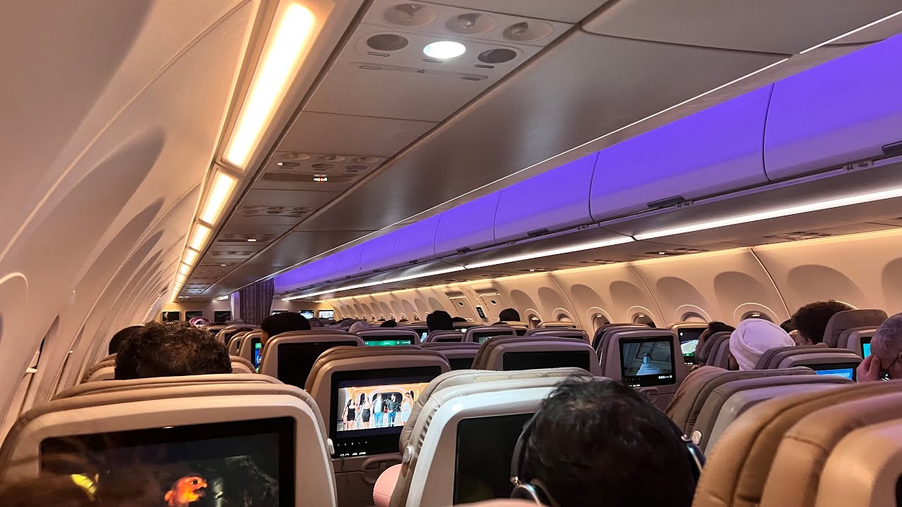 Dubai to Jeddah Saudi Airlines Economy Class | دبي إلى جدة  رحلة الخطوط السعودية – الدرجة السياحية