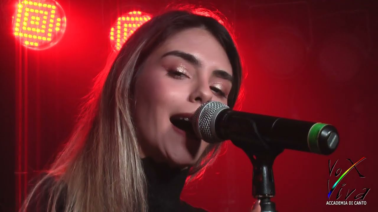 Valentina Tota - White flag (cover) - Accademia di canto Vox Viva