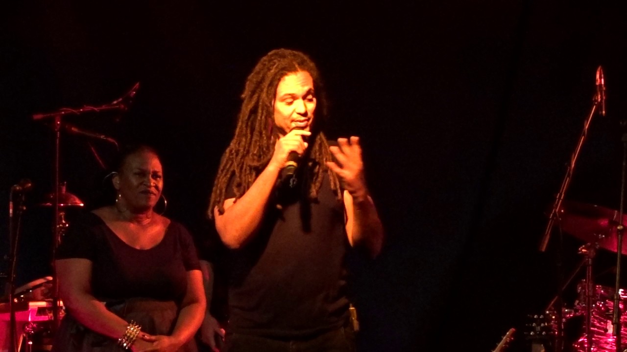 Dellé Berlin 2016-11-08 - Band Introduction / Light Your Fire