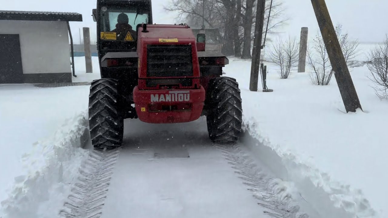 Замело  снігом ❄️, мТз 1025.2 застряв🥶ЄВРОСЕМ привіз посівмат🙏