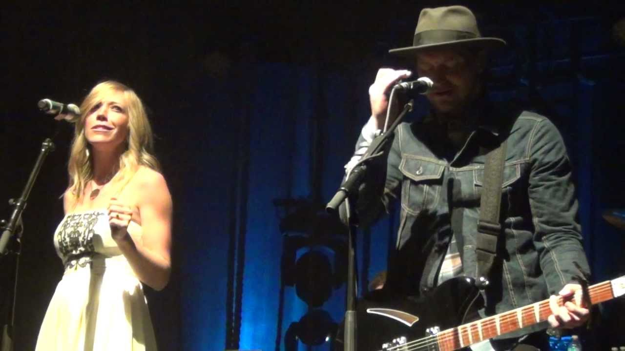 Needtobreathe & Ellie Holcomb- Stones Under Rushing Water- HD- Tennessee Theatre- 4/4/13