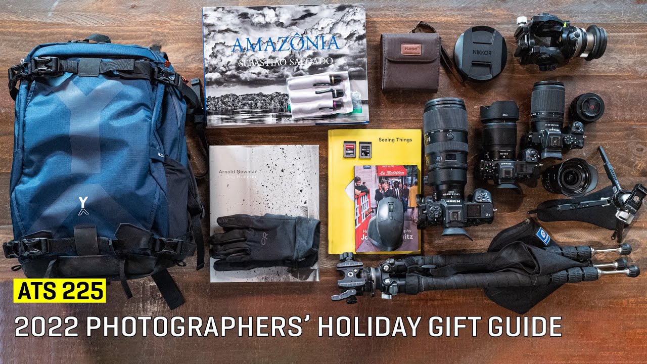 Approaching The Scene 225: 2022 Photographers&rsquo; Holiday Gift Guide