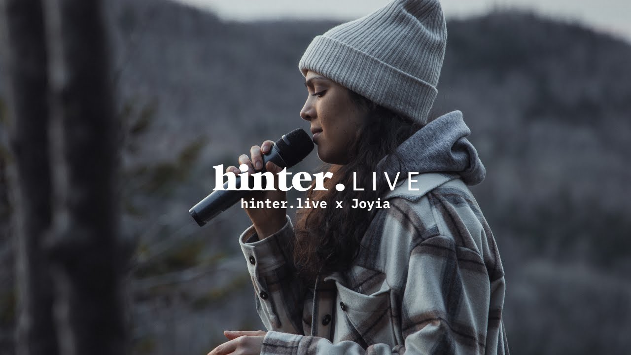 Joyia live at Mount Onontio for hinter live