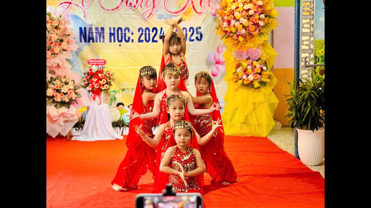 TIẾT MỤC MÚA “TEMPTATION” – SẮC MÀU ẤN ĐỘ HUYỀN BÍ