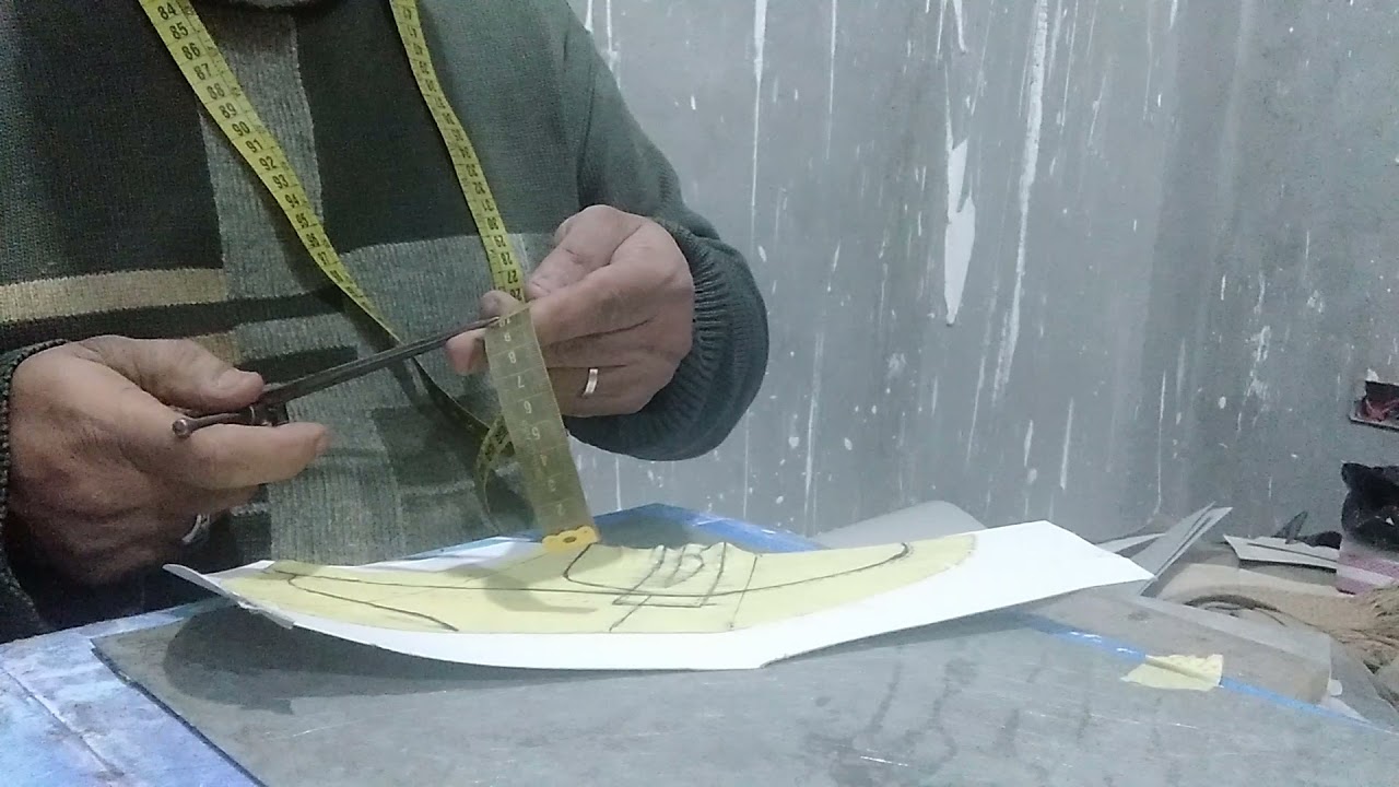 كورس تصميم الاحذية : رسم فرده بنص وعمل كروكى بطريقه مدهشه