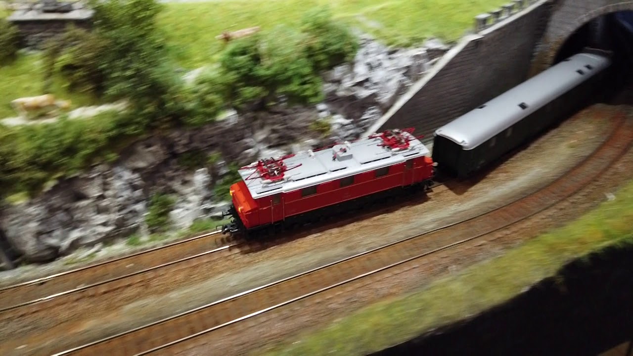 Loklift ( Modellbahnlift )die platzsparende Alternative zum Schattenbahnhof