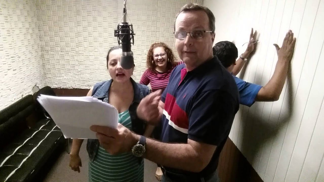 Grabando las aventuras del Ministro Penco.