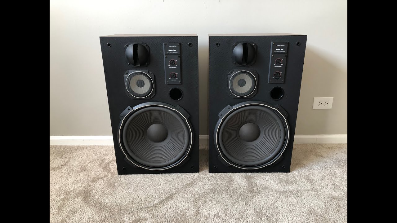 Realistic Mach Two 3 Way Home Vintage Floor Standing Speakers