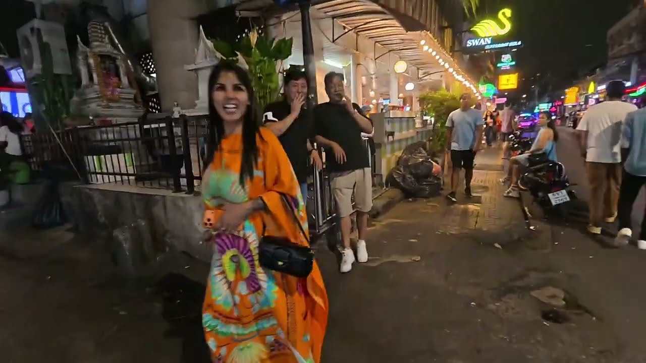 Bangkok After Midnight | Nana Plaza Soi 4, Thermae Cafe freelancers 2026
