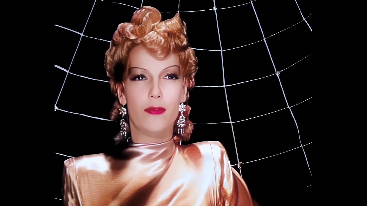 Kirsten Heiberg in color 1938-1944 ... Ich' steh allein in dieser grossen Welt (1944 /4K/ Colorized)