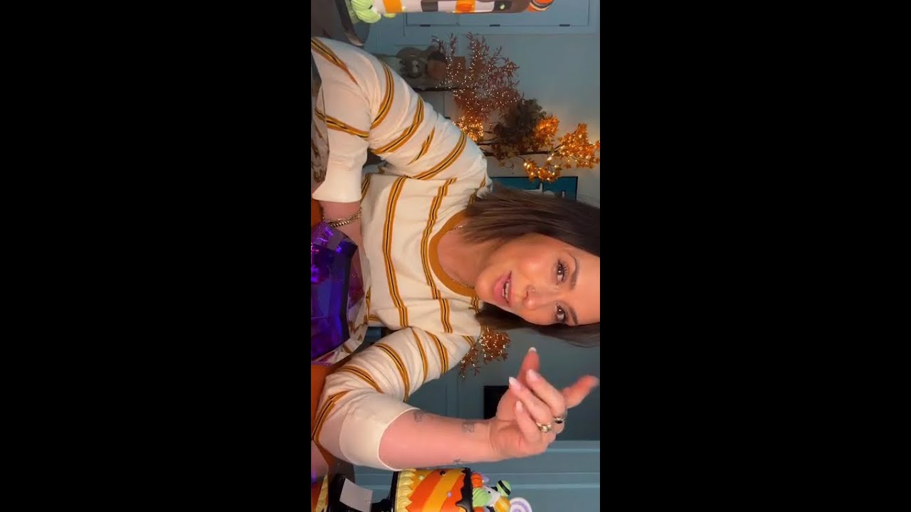 Jennifer Love Hewitt  | Instagram Live Stream 12.09.2024