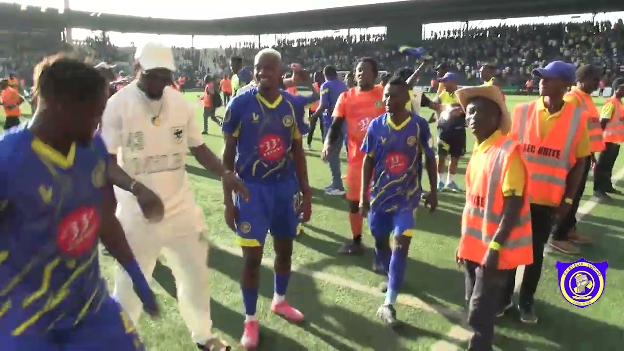 #TotalEnergiesCAFCL: victoire historique du FC St Eloi Lupopo et ambiance incandescente !