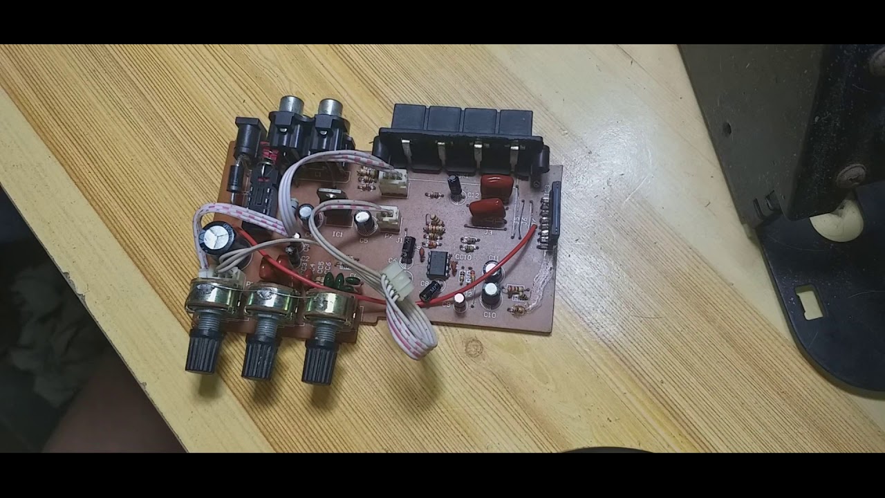 HOW TO FIX BOSCA   FM/ USB/SD CARD PLAYER  AMPLIFIER ( trouble )with power no sounds/audio
