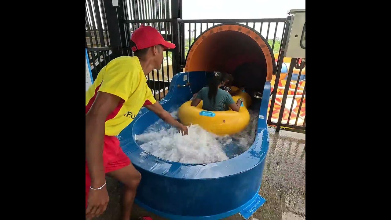 Pearl Bay Water Park - Bandaragama - Sri Lanka. Leisure theme park.